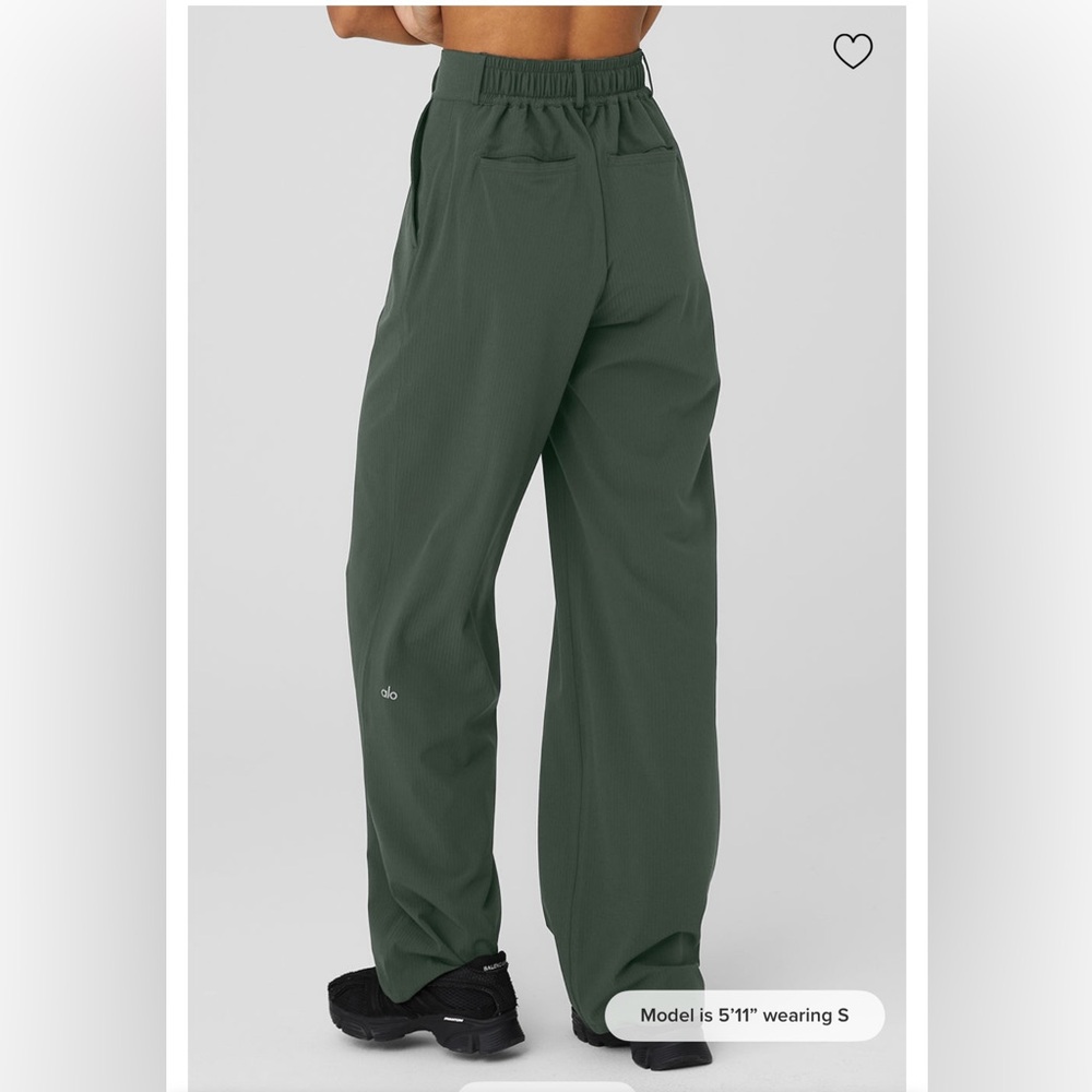 Alo High waist Trousers brand new never used not opened